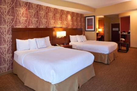 Courtyard by Marriott Evansville East - 40