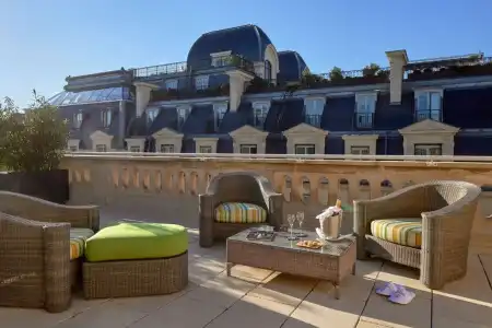 Majestic - SPA Champs Elysées - 212