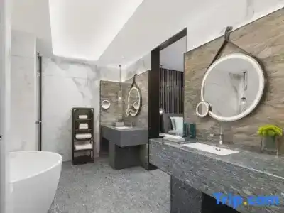 DoubleTree by Hilton Kunming Airport - 145