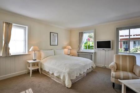 & Restaurant Jörg Müller - 75