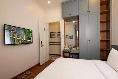 Le Soleil Boutique - 6