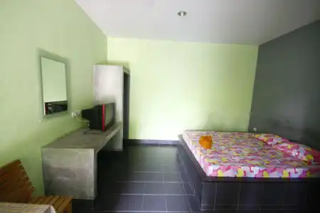 Mee Rak Resort - 1
