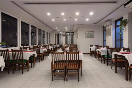 Royal Star Empire Beach Resort - 37