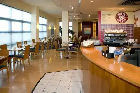 Premier Inn London Wimbledon South - 19