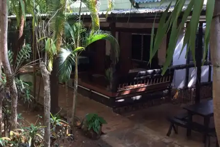 Sam's Jungle Guesthouse - 4