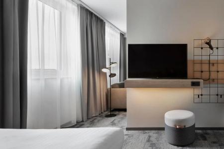 Moxy Duesseldorf City - 9