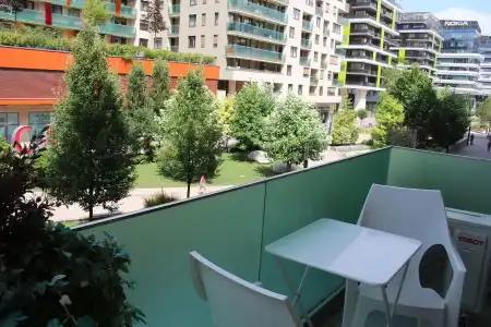 Corvin Holiday Apartment - 13