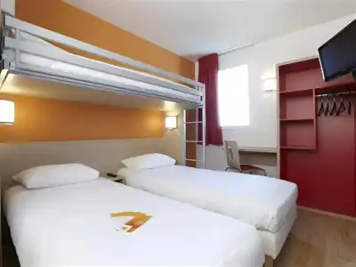 Hôtel Première Classe Caen Nord - Mémorial - 3