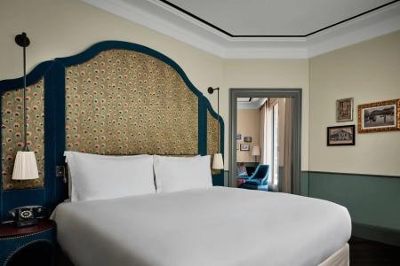 Maxwell Reserve Singapore, Autograph Collection - 26