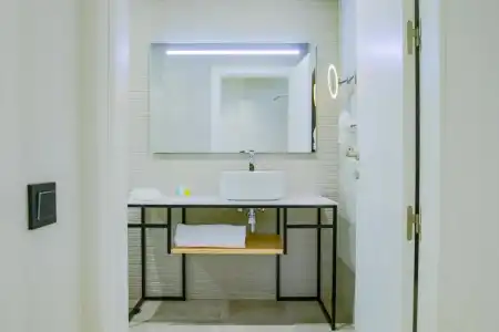 Moon & Spa. - 9