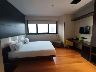 Best Western Plus The Hub - 48
