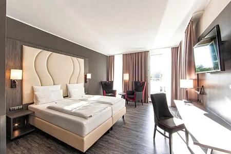 PLAZA Premium ParkNorderstedt - 53