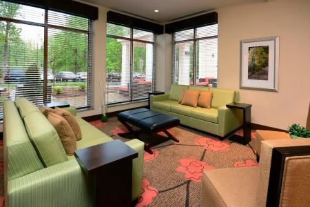 Hilton Garden Inn Greensboro Airport - 6