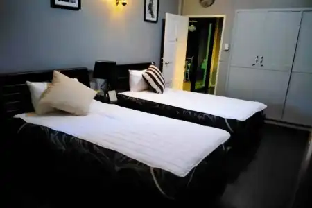 OYO 857 42 Loft Bed and Breakfast - 34