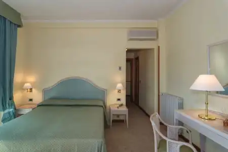 Siesta - 42