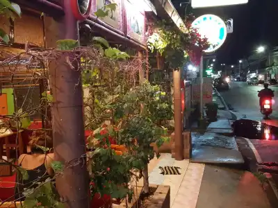 Emmanuel Guesthouse - 11