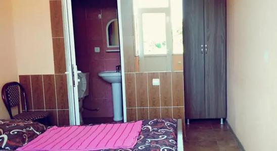 Guest House On Rustaveli 205 - 1