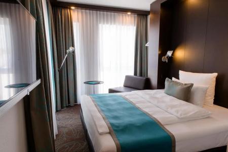 Motel One Berlin - Upper West - 33