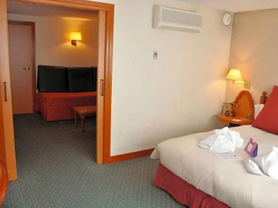 Hôtel Mercure - 61