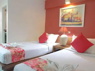 Wild Orchid Villa Bangkok - 4
