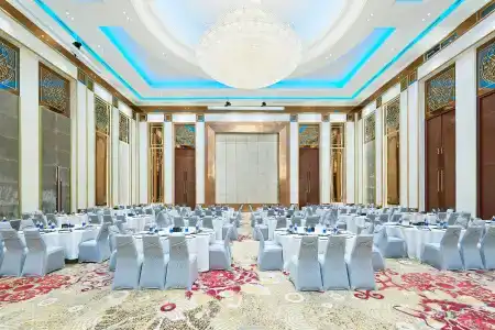 Sheraton Grand Danang Beach Resort & Spa - 15