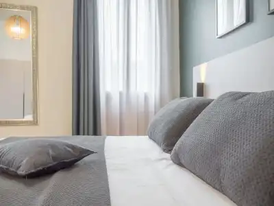 Grand Canal Suites - 90
