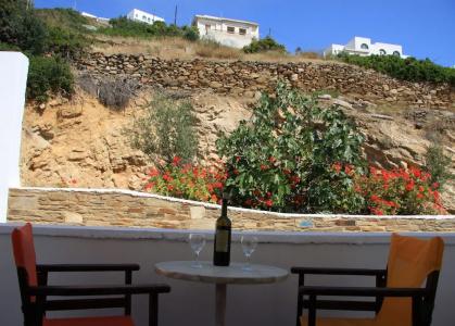 Armadoros / Ios Backpackers - 26