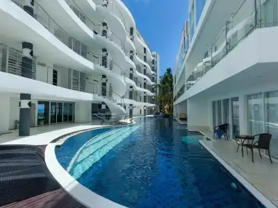 Sunset Plaza Apartment - 6
