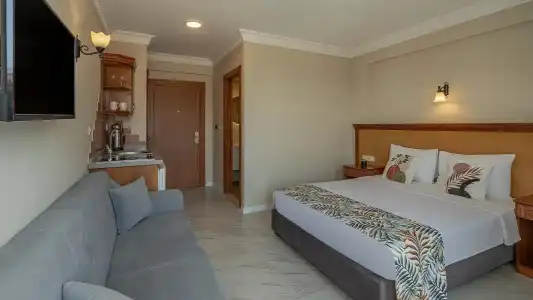 Rosy Suites - 99