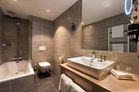 Badischer Hof Baden-Baden - Leonardo Limited Edition - 52