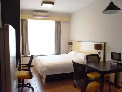 Rayfont & Apartment Chengdu - 2