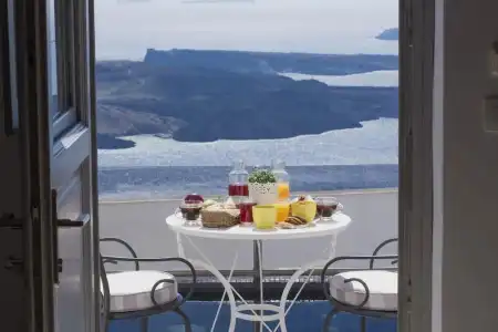 Senses Suites - 221