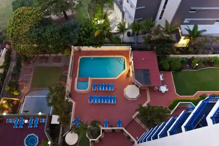 Surf Regency Apartments - 19
