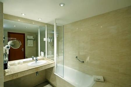 Sercotel Cornellà Barcelona - 96