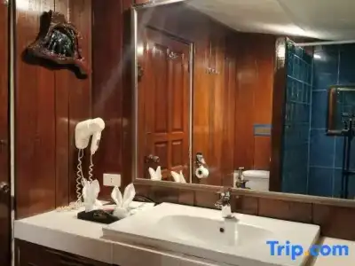 LePrive Resort - 66