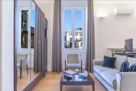 Internazionale Domus - 24