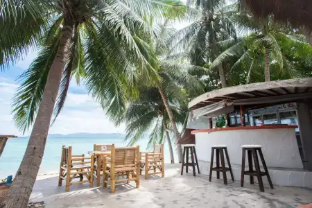 B52 Beach Resort - 12