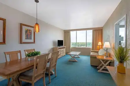 Ramada by Wyndham Kissimmee Gateway - 86