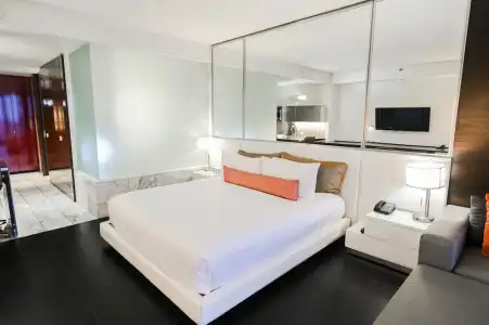 Beautiful Palms Place Suite - 479
