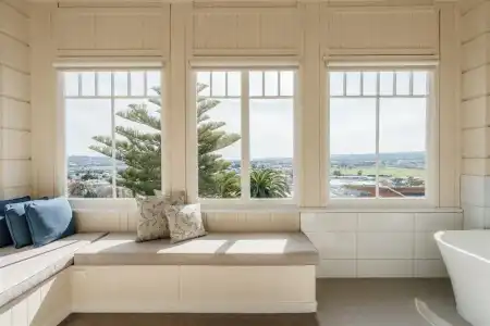 Waratah on York - 50