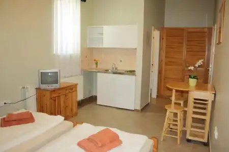 Polus Pension - 29
