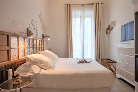 Madinat - 111