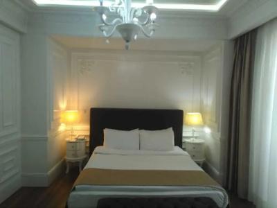 Cartoon Residence - Adults Only - 1