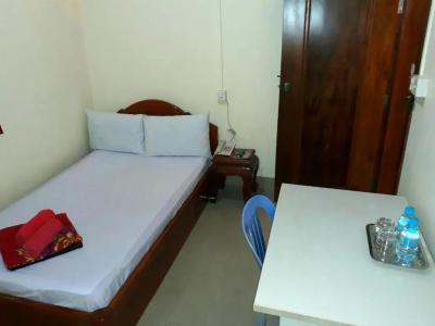 Capitol 3 Guesthouse - 20