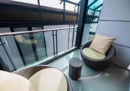 Serenotel Pattaya Beach Front - 81