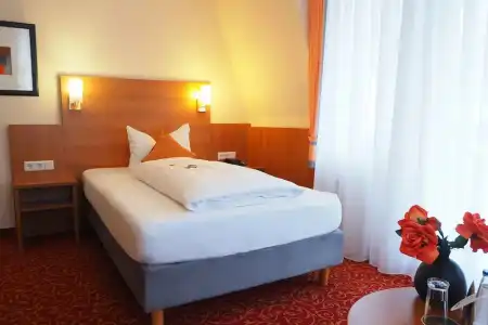 Alexa - 27