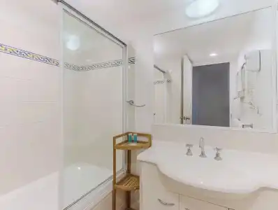 Bella Mare Beachside Apartments - 86