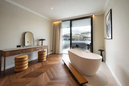 Brown Beach House & Spa - 5