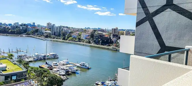 Dockside - 131