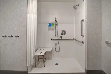 Home2 Suites by Hilton Las Vegas Convention Center - 10